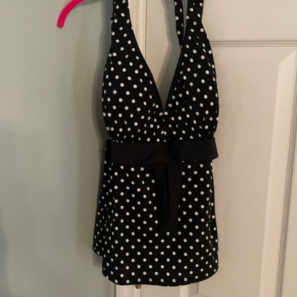 Women’s Halter bathing suit top. New with tags